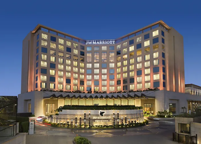Jw Marriott Mumbai Sahar Airport Hotel